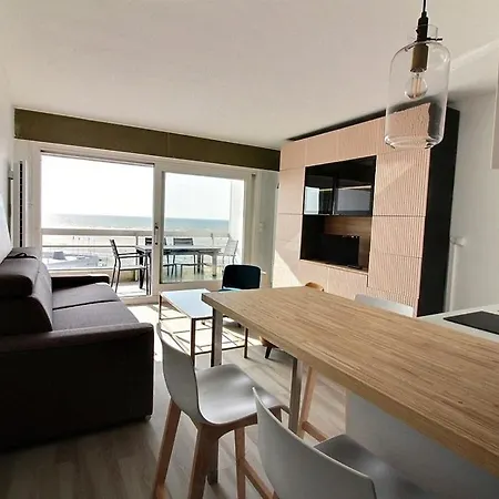 Annonce Professionnelle, Avec Tres Belle Vue Mer, 3eme Etage, Pour 4 Personnes Max *