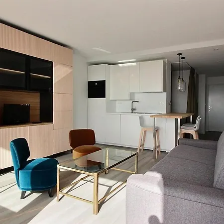 アパート Annonce Professionnelle, Avec Tres Belle Vue Mer, 3eme Etage, Pour 4 Personnes Max アルドロ・プラージュ